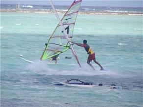 Bonaire Karibik  -  Windsurfen Lac Bay  -  Unterkunft Coco Palm Garden